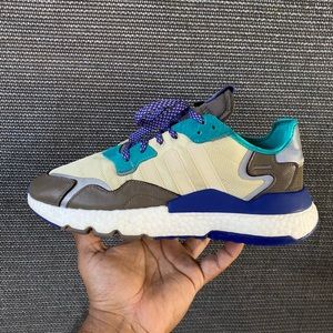 Adidas night joggers St. Desert Sand